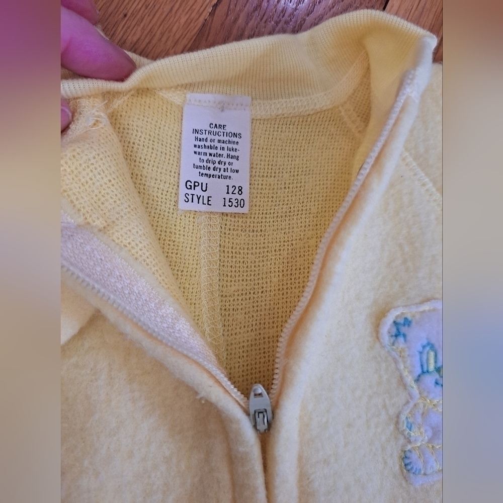 Vtg Fleece One Piece Baby Sleep Sack Yellow Teddy Bear 3-6 Months Collectible - Picture 5 of 8